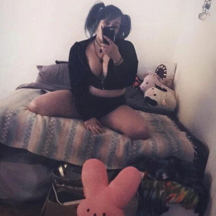 BabyGirlUsagi offline chatrum