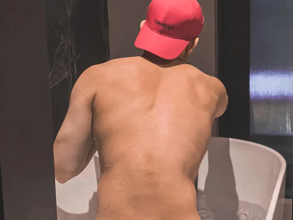 Bo-Qiang: συνομιλία ΧΧΧ εκτός σύνδεσης