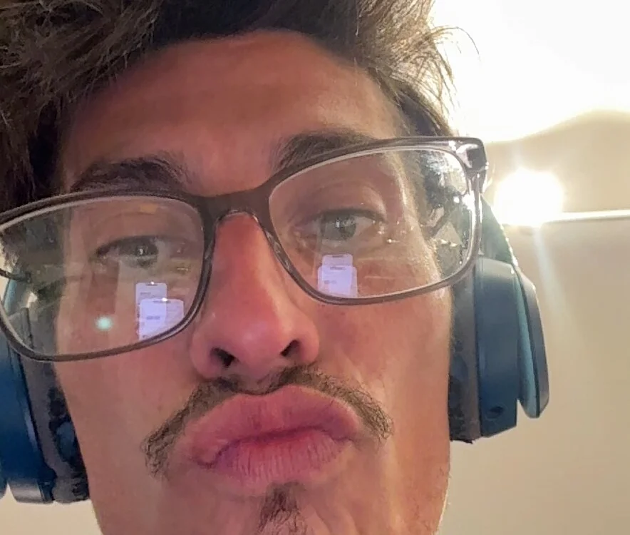 YoungAnReckless's most recent online preview