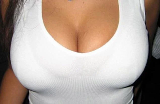 titshotx's Offline Chat Room