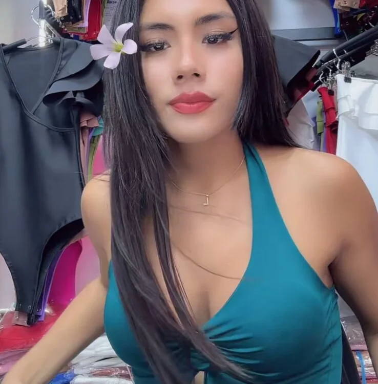 MIGAJERA_20's Offline XXX Chat