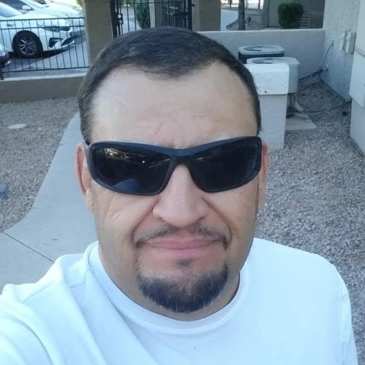 ImthatguyAngel65@xh's Offline Chat Room