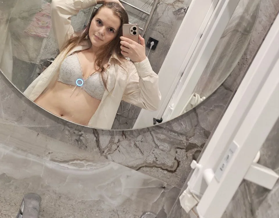 دردشة LuannaPetru الجنسية المباشرة