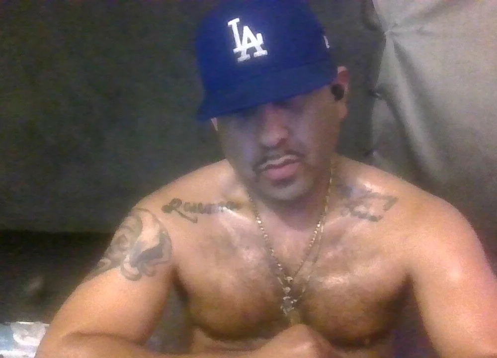 MonumentalPilot941 offline chatrum