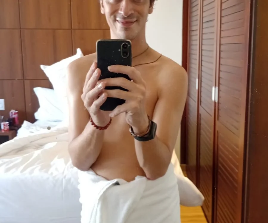 Luca_camboy Offline XXX-chat