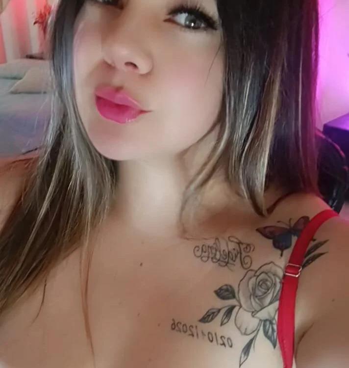 Karla_rodriguez1 cam model