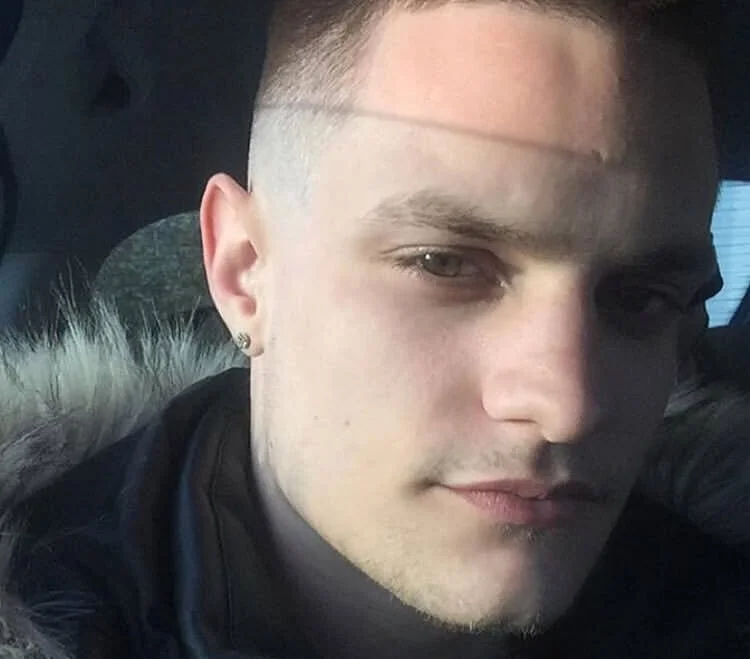 دردشة Young420BWC الجنسية دون اتصال