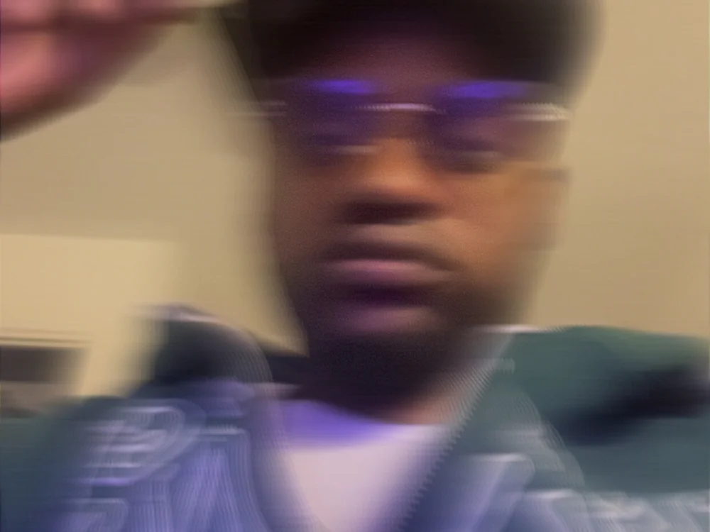 Offline chatovací místnost Ayeitsray