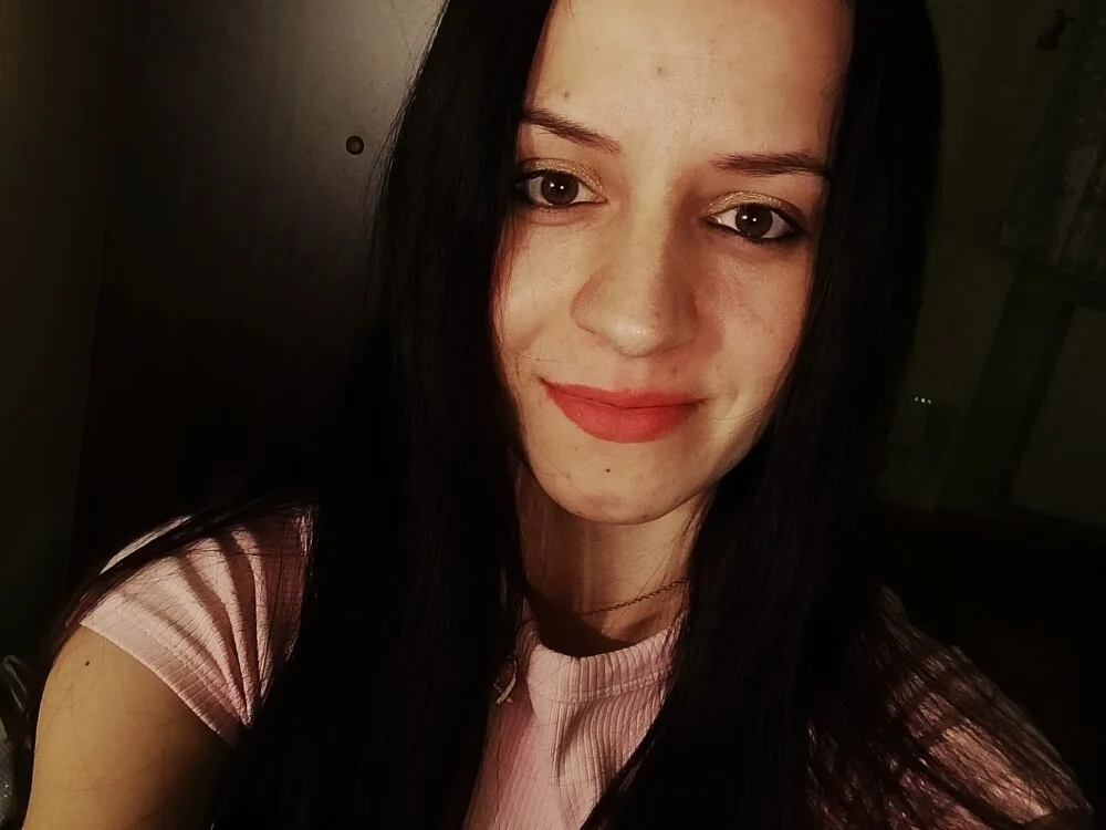 Offline XXX chat modela AlinaHoney