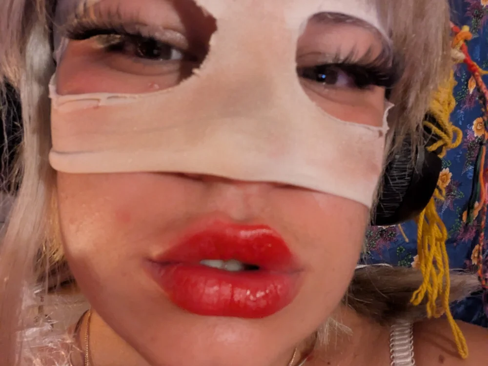 lilicutefeet offline chatrum