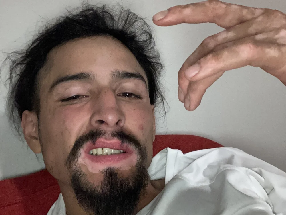 jj2high's Offline Chat Room
