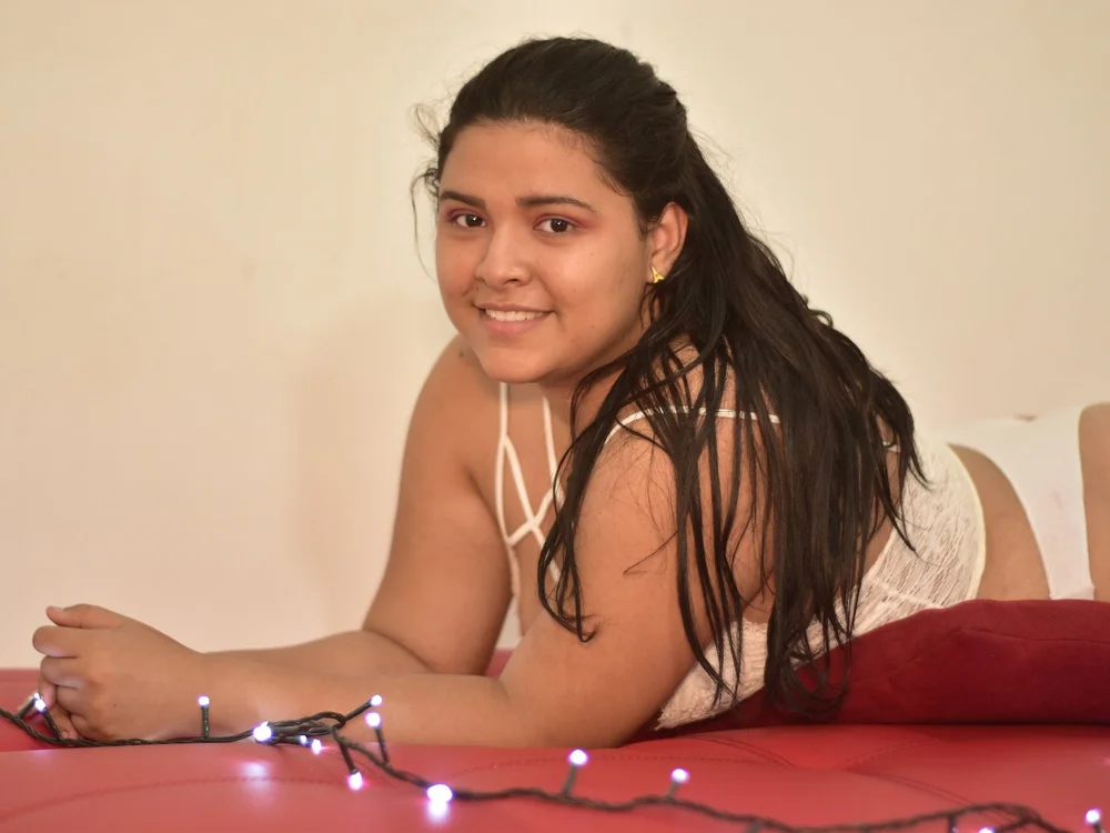 KylieMorganHot's Offline XXX Chat