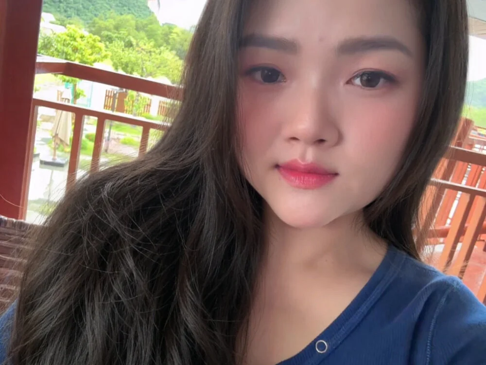 Thythy68's Offline XXX Chat