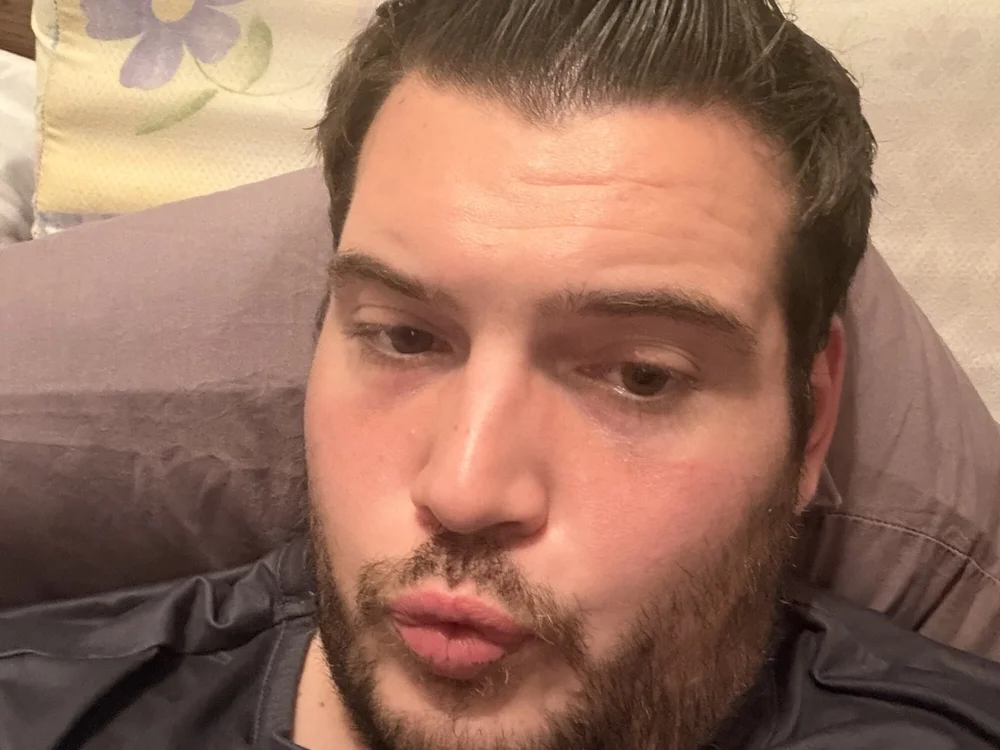 Maarten1234's Offline XXX Chat