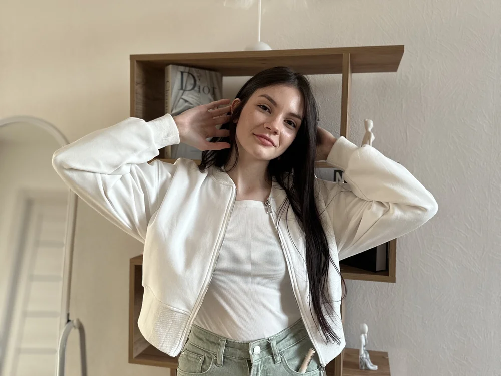 ElwineEvatt offline chatrum