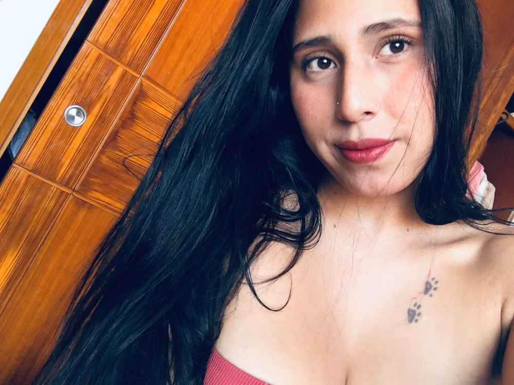 angel_zoe offline chatrum