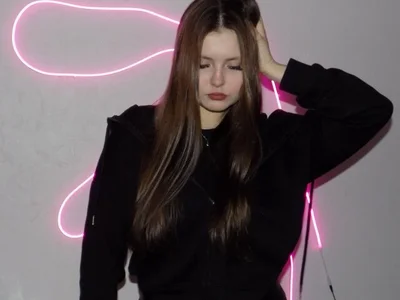 Shinylvy - Girl 