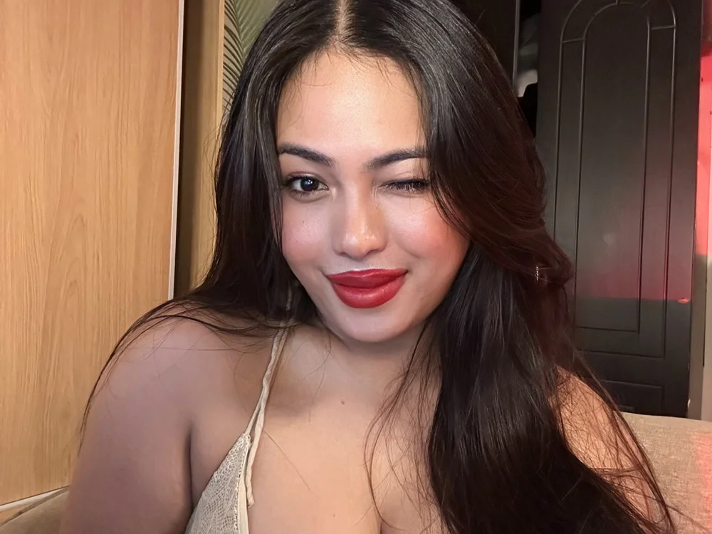 XGoodnessGracious offline XXX-chat