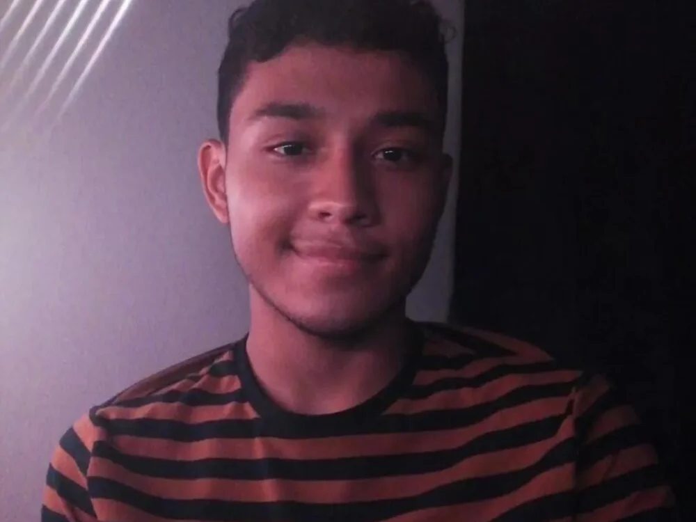 Damon_Salvarote_S Chat XXX offline