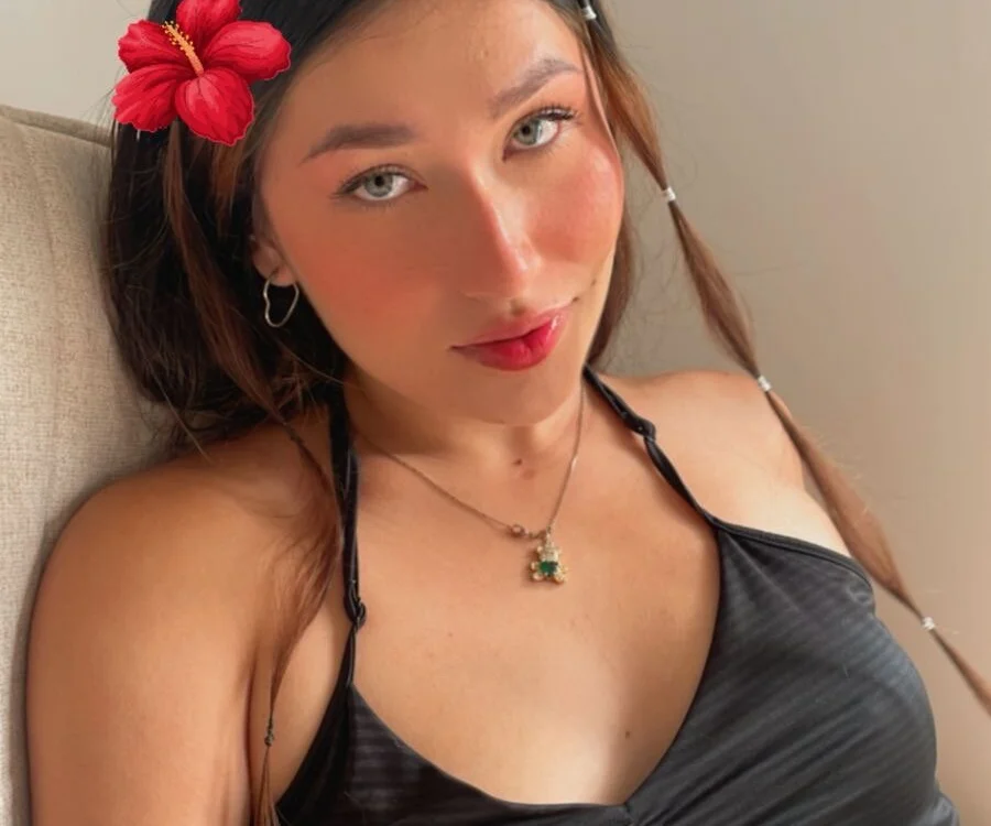 celeste_Velez's Offline XXX Chat