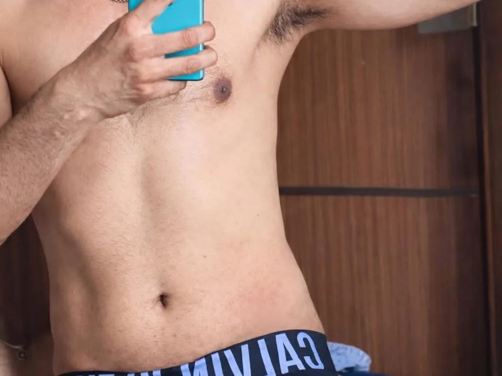 bbboy88121 Offline XXX Chat