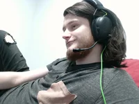 Me_Shaped_Chair's webcam live show