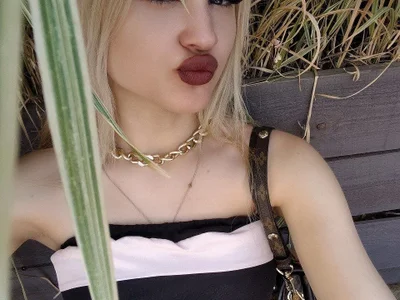 LaslyAngel - Girl 