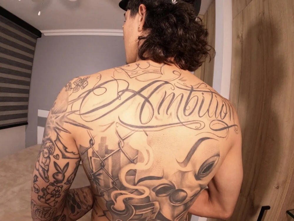 SteveDickson_ Offline XXX-chat