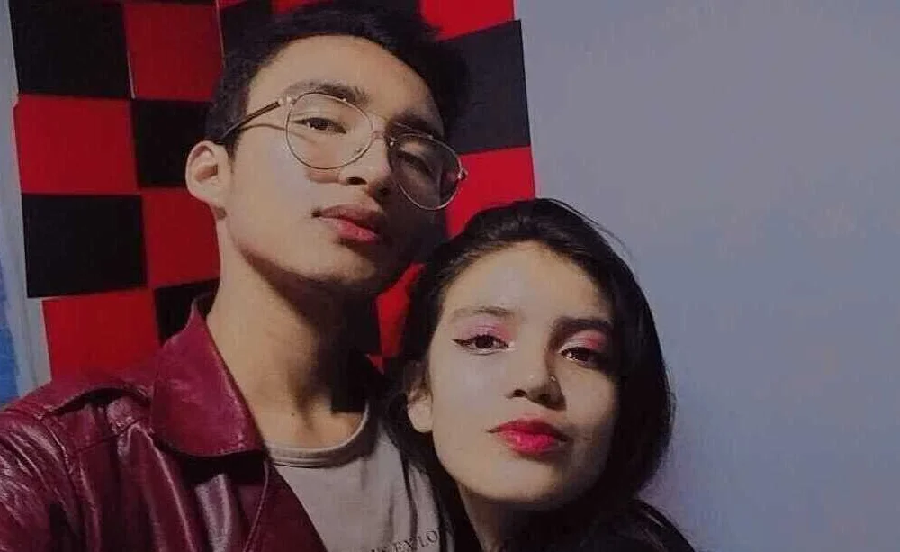 AxelGrey18's Offline XXX Chat