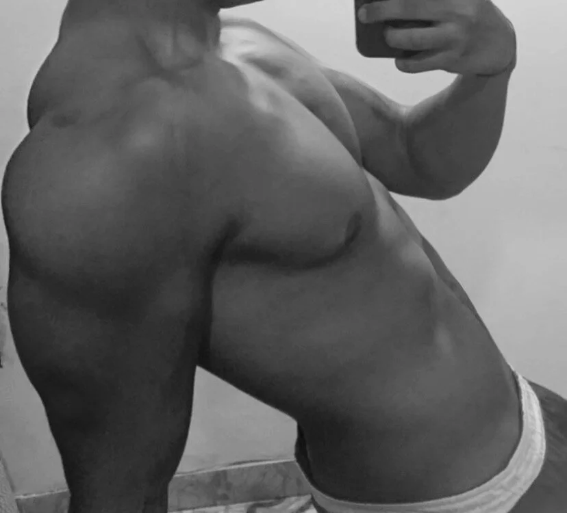 Lucas_Cassie offline chatrum