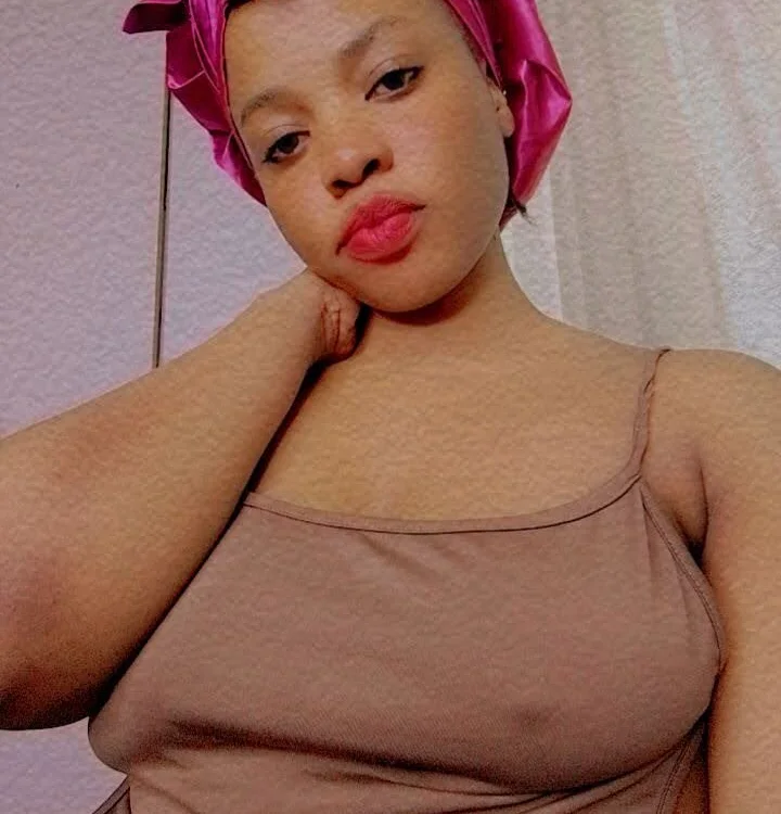 Cury_lexy's Offline XXX Chat