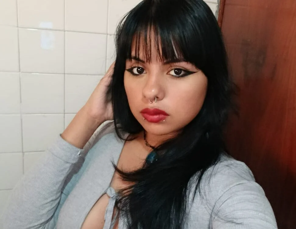 Офлайн-чат XXX skyla_moon