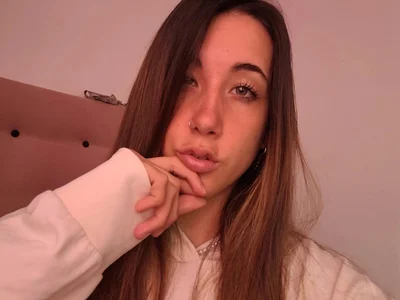 Profile and Statistics for AlissonDavenport on StripChat