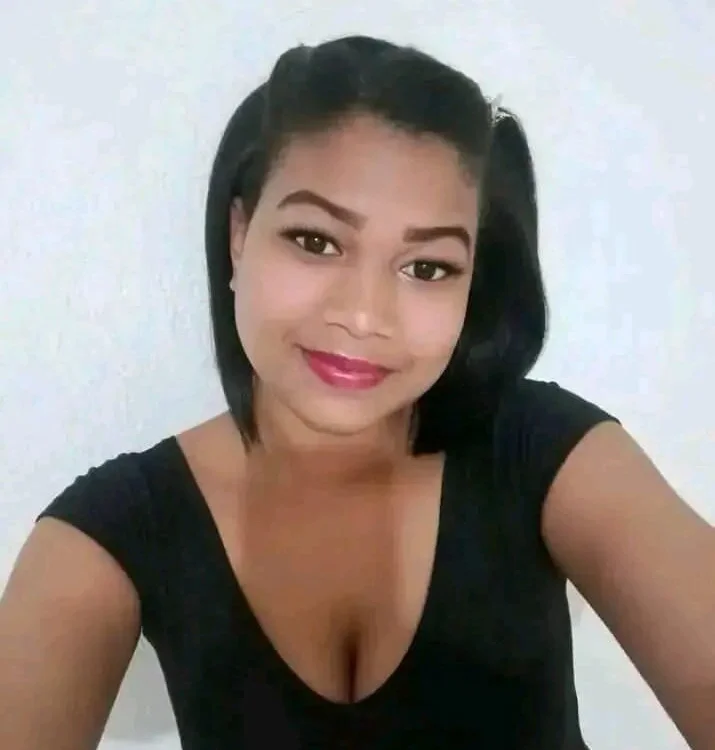 amara_georginacm offline chatrum