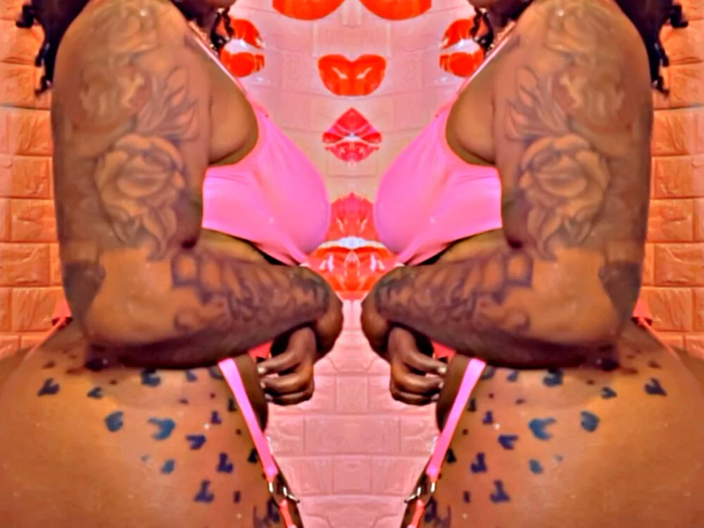 immona Offline XXX Chat