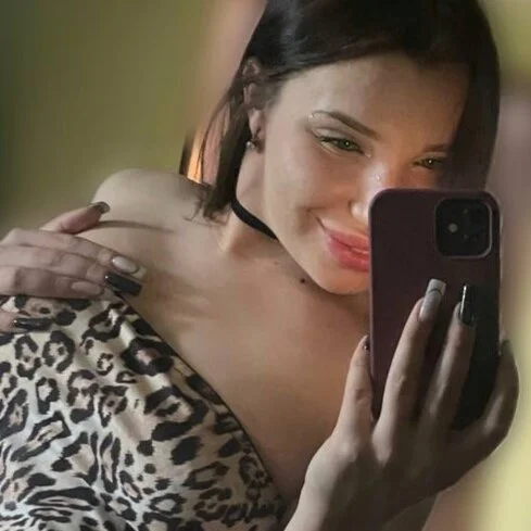 CassiePink Offline XXX-chat