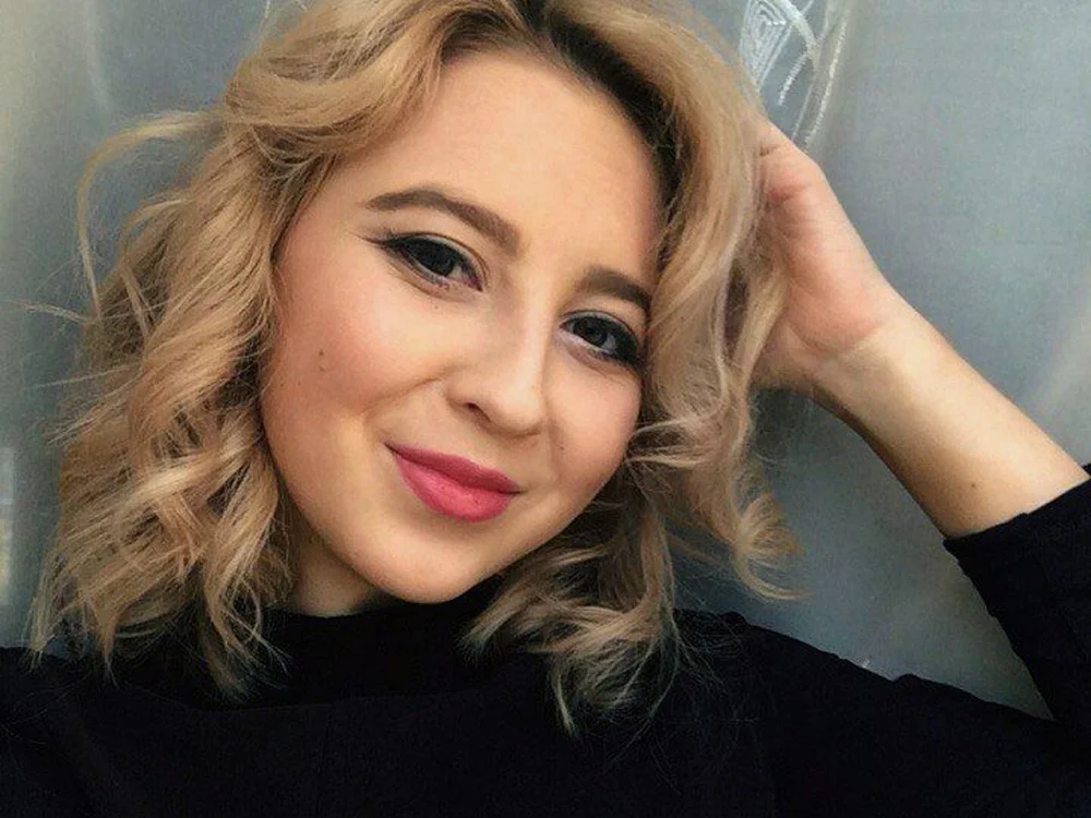 BEATRICE_'s Offline XXX Chat