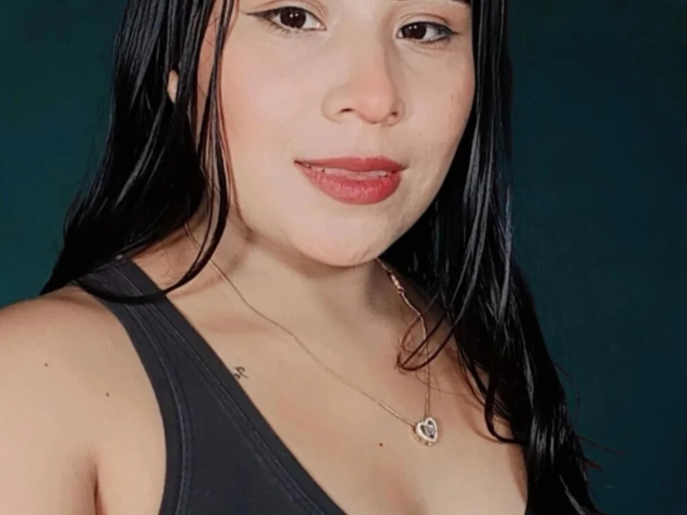 latinachucky offline XXX-chat