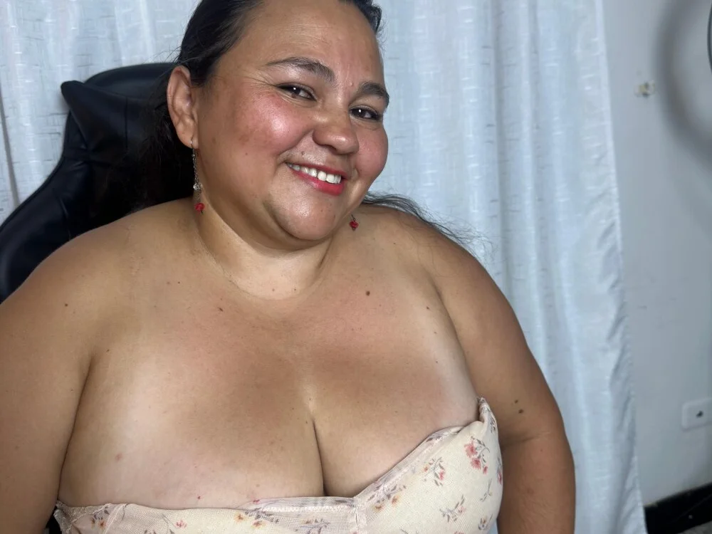 Evaa_Lunaa 오프라인 XXX 채팅