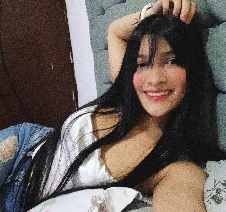 Офлайн-чат XXX Laia_hott01