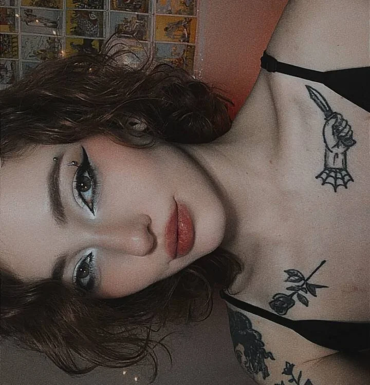 Alex_Fck Adlı Modelin Çevrimdışı XXX Sohbeti