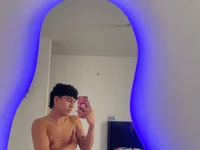 fer_cum18's webcam live show