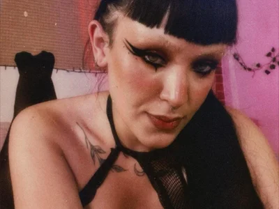 Martina_goth1 profile