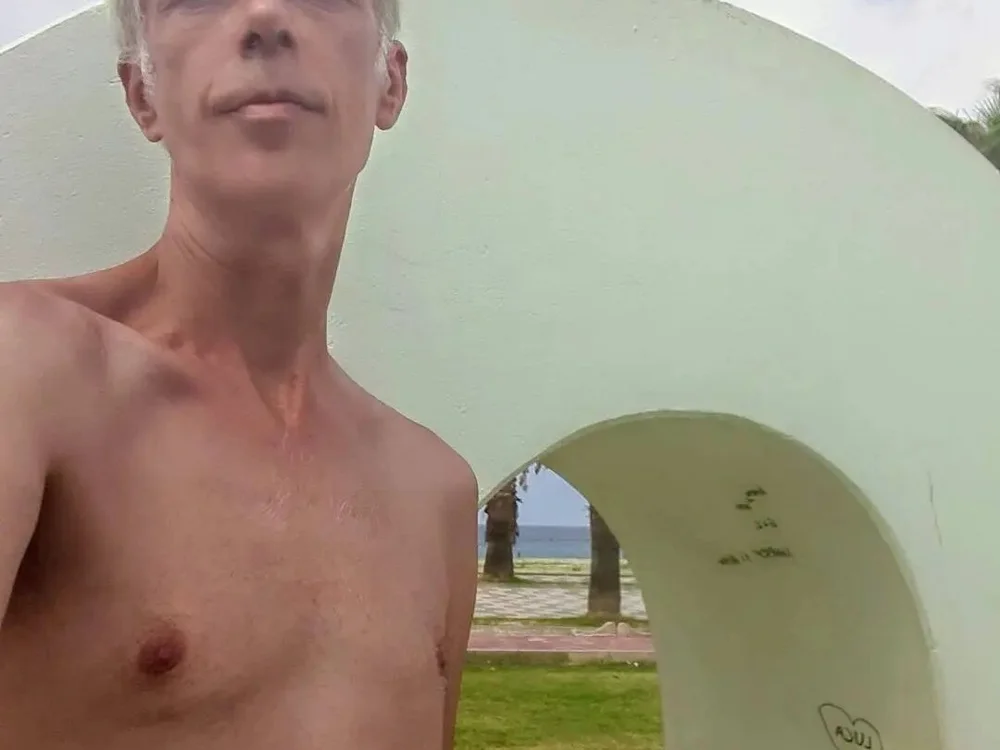 lombardodop73 অফলাইন XXX চ্যাট