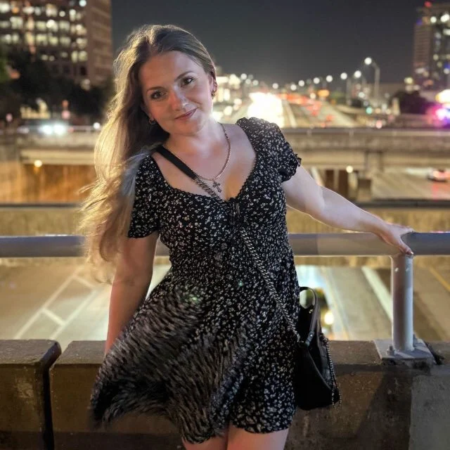 lunellea Offline XXX-Chat