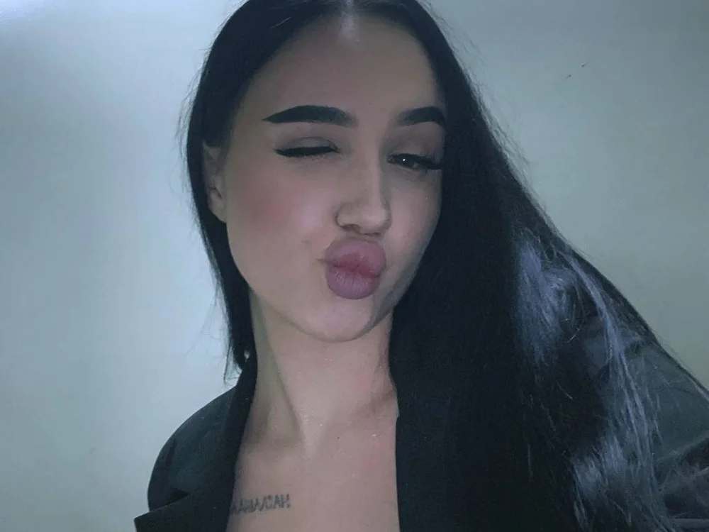 Lisa__Wilson's Offline Chat Room