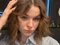 XXX chat uživo modela AliveCute