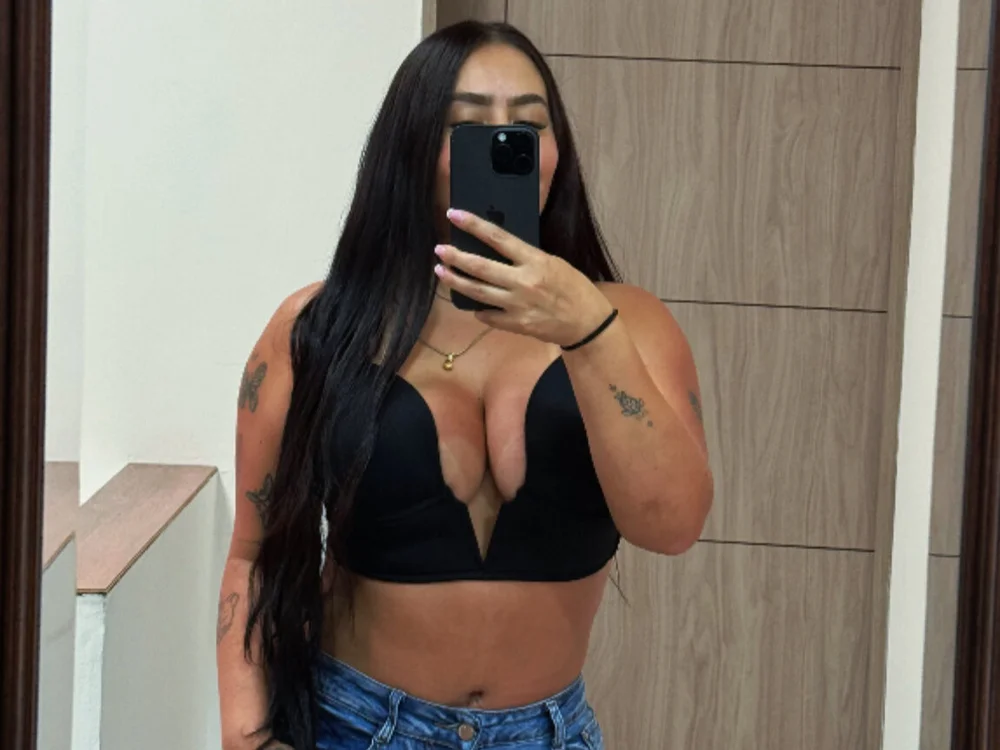 Jbella's Offline Chat Room
