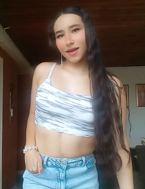 Kiara_K9 offline chatrum