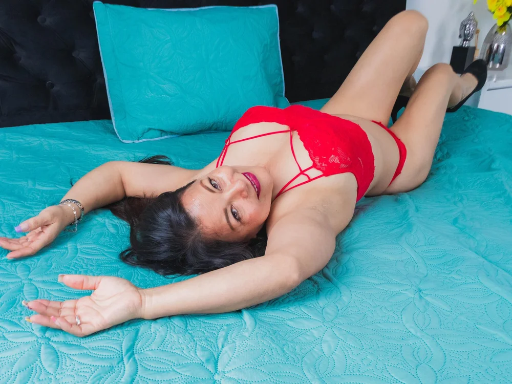 Anna_mature_ – Offline chatovacia miestnosť